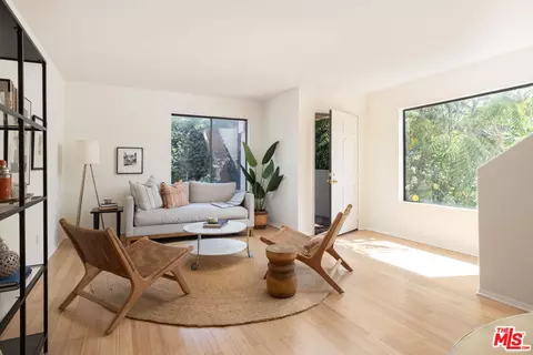 4359 Clayton Ave, Los Angeles, CA 90027