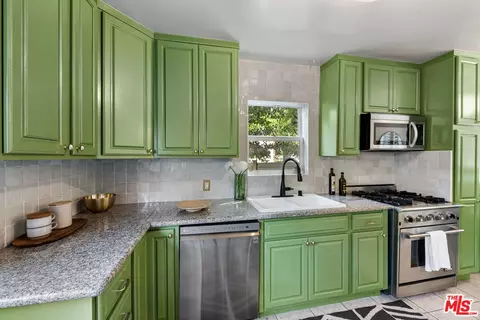 1205 Appleton Way, Venice, CA 90291 photo 16
