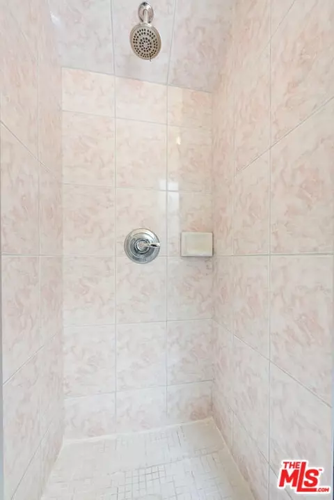 1205 Appleton Way, Venice, CA 90291 photo 23