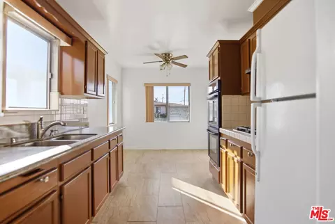 401 E Darlan St, Gardena, CA 90248 photo 16