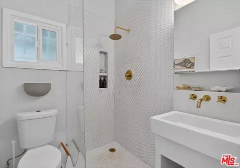 520 W 19th St, Long Beach, CA 90806 photo 25