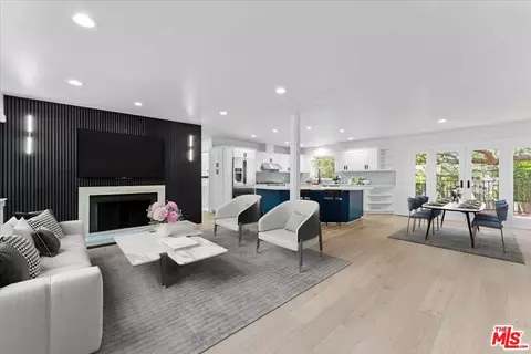 21171 Colina Dr, Topanga, CA 90290