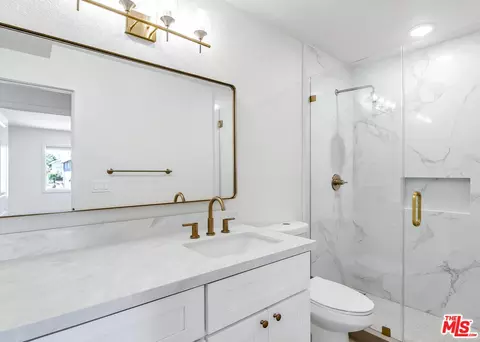Bath - 33751 Silver Lantern St, Dana Point, CA 92629 photo 1 of 1