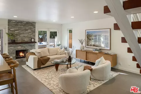 34 Anchorage St, Venice, CA 90292 photo 9