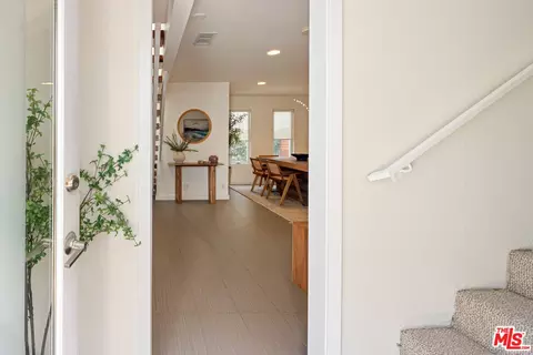 34 Anchorage St, Venice, CA 90292 photo 26