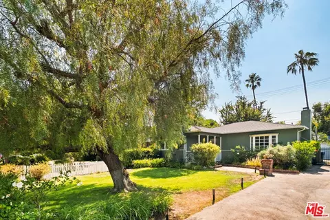 4447 Radford Ave, Valley Village, CA 91607