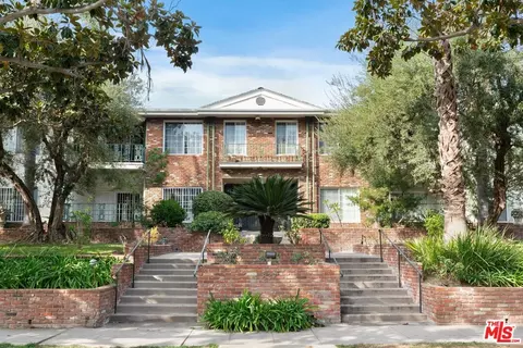 837 S Windsor Blvd #3, Los Angeles, CA 90005