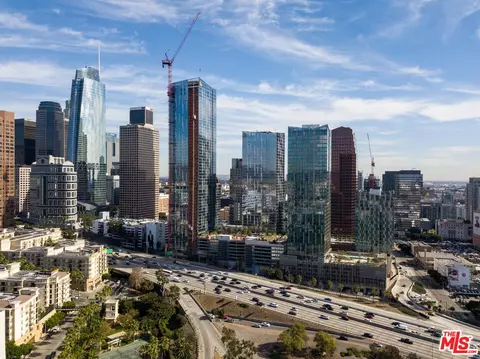 889 Francisco St #1501, Los Angeles, CA 90017