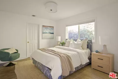 Bedroom - 1209 Appleton Way, Venice, CA 90291 photo 2 of 5