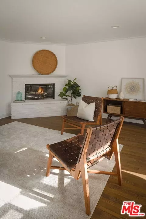 Living - 1209 Appleton Way, Venice, CA 90291 photo 3 of 6