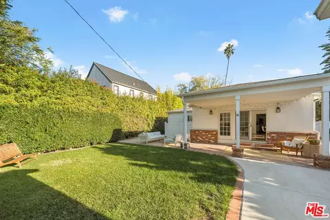 Exterior - 1209 Appleton Way, Venice, CA 90291 photo 7 of 13