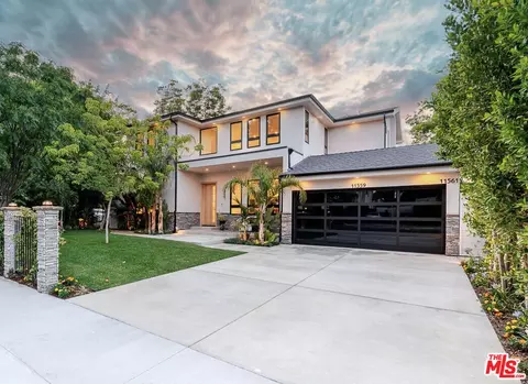 11559 La Maida St, Valley Village, CA 91601