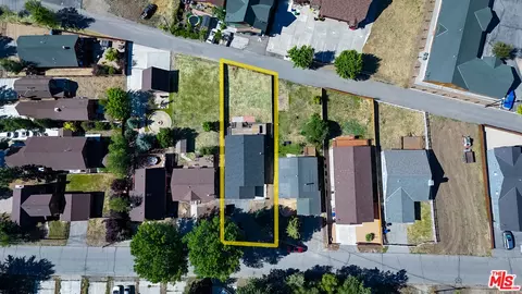 View/Area - 42560 Falcon Ave, Big Bear Lake, CA 92315 photo 1 of 11