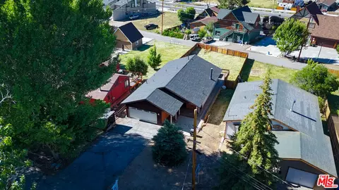 View/Area - 42560 Falcon Ave, Big Bear Lake, CA 92315 photo 11 of 11