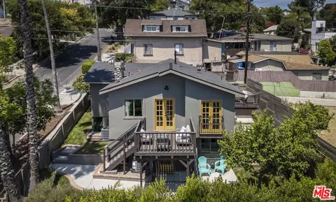 2111 Montana St, Los Angeles, CA 90026