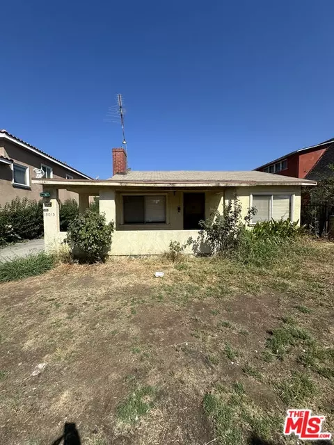15013 Paddock St, Sylmar, CA 91342