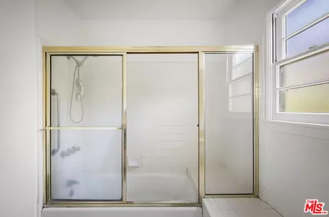 369 S Roosevelt Ave, Pasadena, CA 91107 photo 26