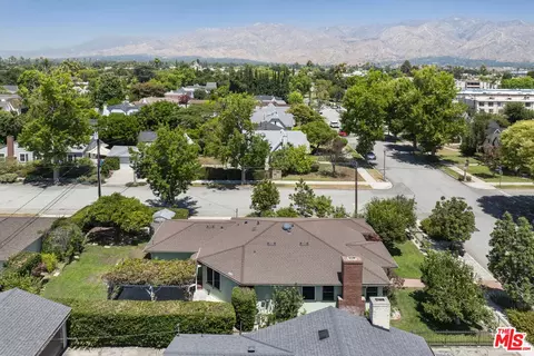 369 S Roosevelt Ave, Pasadena, CA 91107 photo 48