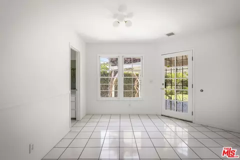 369 S Roosevelt Ave, Pasadena, CA 91107 photo 27