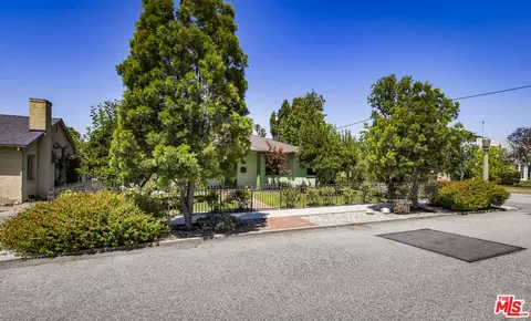 369 S Roosevelt Ave, Pasadena, CA 91107 photo 38