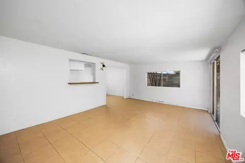 Living - 19039 Stroh Ave, Corona, CA 92881 photo 8 of 9