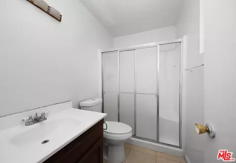 Bath - 19039 Stroh Ave, Corona, CA 92881 photo 2 of 2