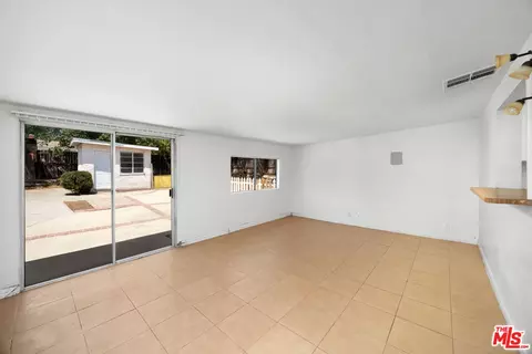 Living - 19039 Stroh Ave, Corona, CA 92881 photo 5 of 9