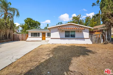 Exterior - 19039 Stroh Ave, Corona, CA 92881 photo 1 of 8