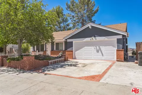 18834 Wellhaven St, Canyon Country, CA 91351