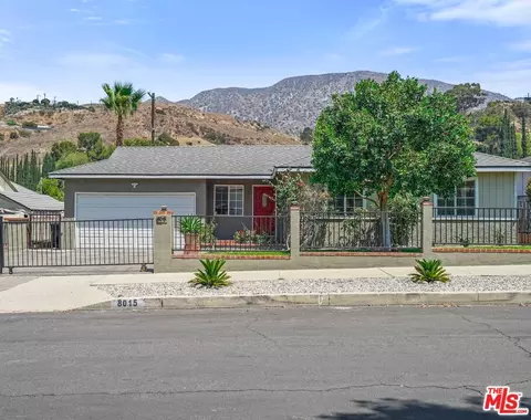8015 Grove St, Sunland, CA 91040