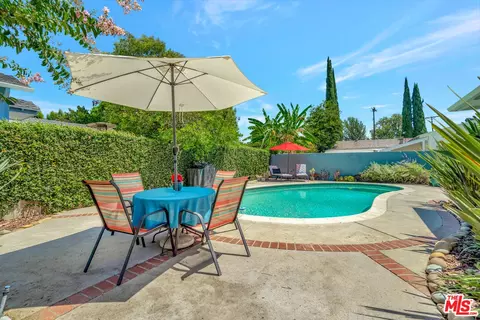 5102 Vesper Ave, Sherman Oaks, CA 91403