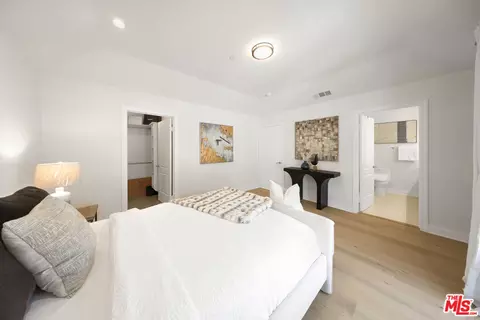 Bedroom - 2449 Oswego St #3, Pasadena, CA 91107 photo 4 of 7