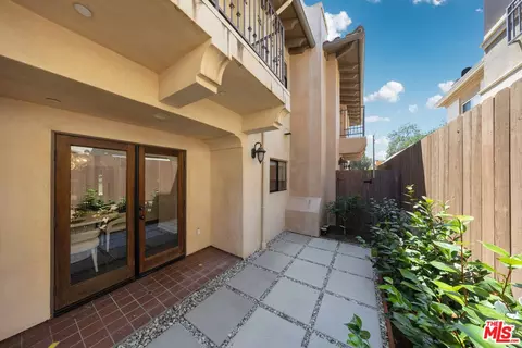 Exterior - 2449 Oswego St #3, Pasadena, CA 91107 photo 1 of 13
