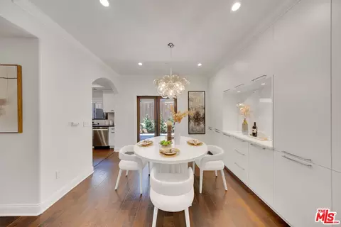 Dining - 2449 Oswego St #3, Pasadena, CA 91107 photo 1 of 3