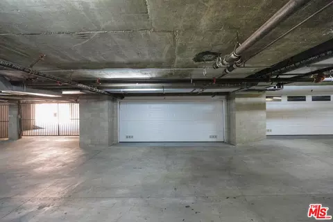 Exterior - 2449 Oswego St #3, Pasadena, CA 91107 photo 13 of 13