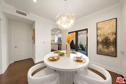 Dining - 2449 Oswego St #3, Pasadena, CA 91107 photo 3 of 3