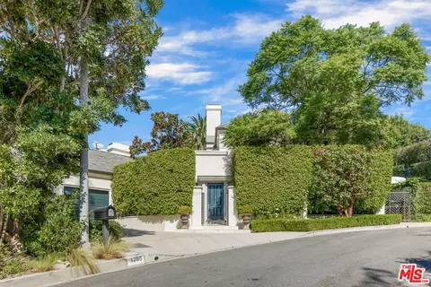 1265 Leona Dr, Beverly Hills, CA 90210