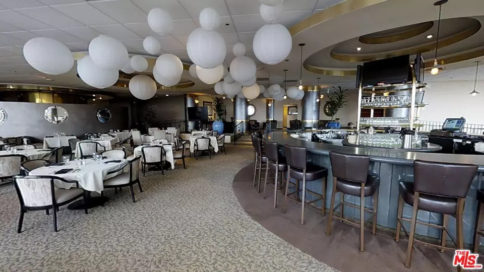 Dining - 4265 Marina City Dr #301, Marina Del Rey, CA 90292 photo 4 of 5