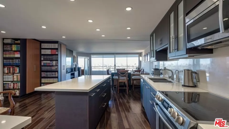 Kitchen - 4265 Marina City Dr #301, Marina Del Rey, CA 90292 photo 4 of 4