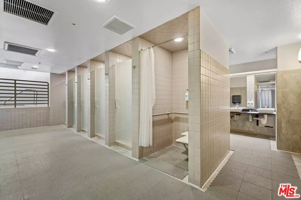 Bath - 4265 Marina City Dr #301, Marina Del Rey, CA 90292 photo 2 of 2