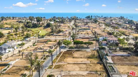 709 Swarthmore Ave, Pacific Palisades, CA 90272