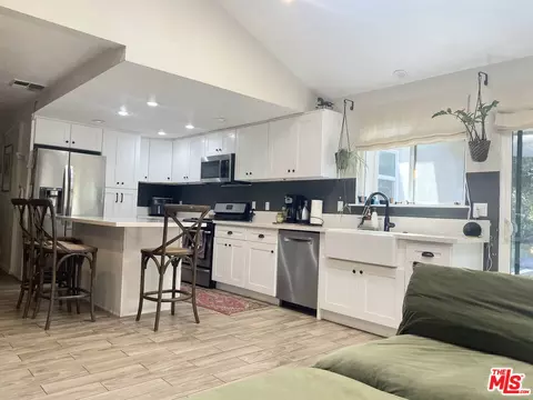 1519 Sunset Ave, Pasadena, CA 91103 photo 7