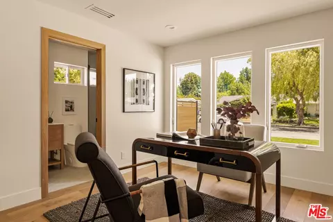 5263 Buffalo Ave, Sherman Oaks, CA 91401 photo 17