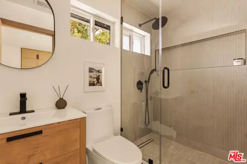5263 Buffalo Ave, Sherman Oaks, CA 91401 photo 21