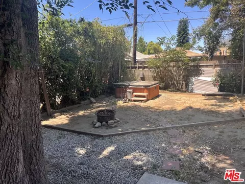 Undisclosed, Van Nuys, CA 91405 photo 21