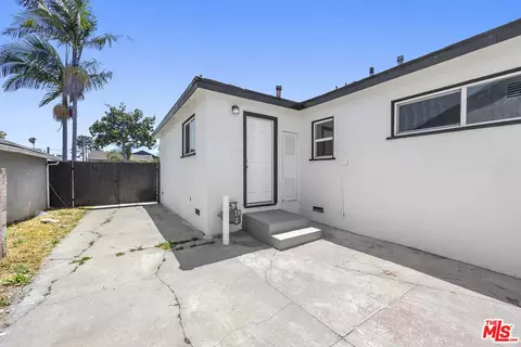 Exterior - 1809 W Arbutus St, Compton, CA 90220 photo 3 of 6