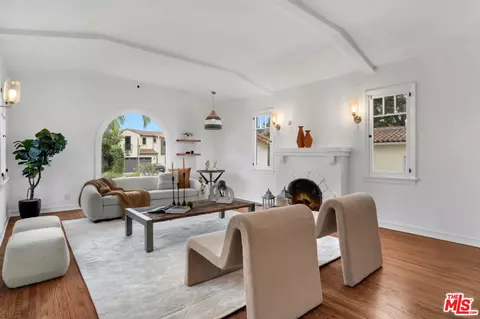 10615 Esther Ave, Los Angeles, CA 90064