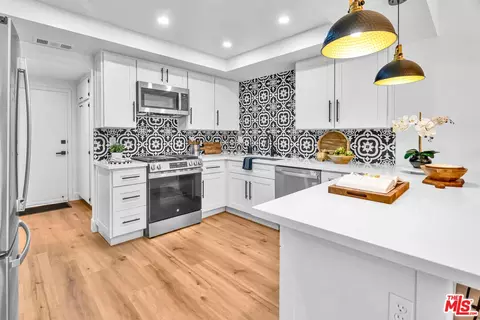 1059 Hillview Cir, Simi Valley, CA 93065 photo 11