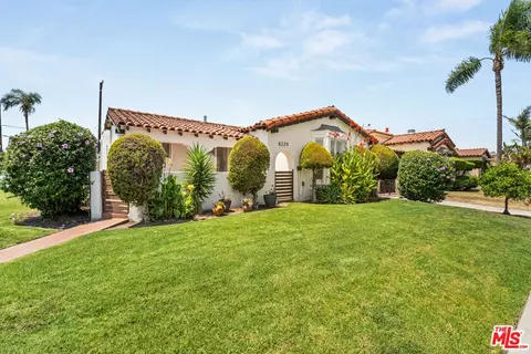 8229 S Mariposa Ave, Los Angeles, CA 90044