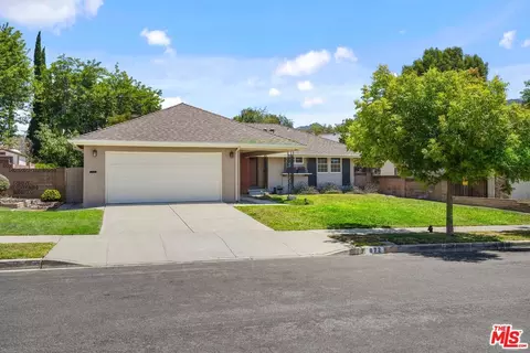 872 La Grange Ave, Newbury Park, CA 91320